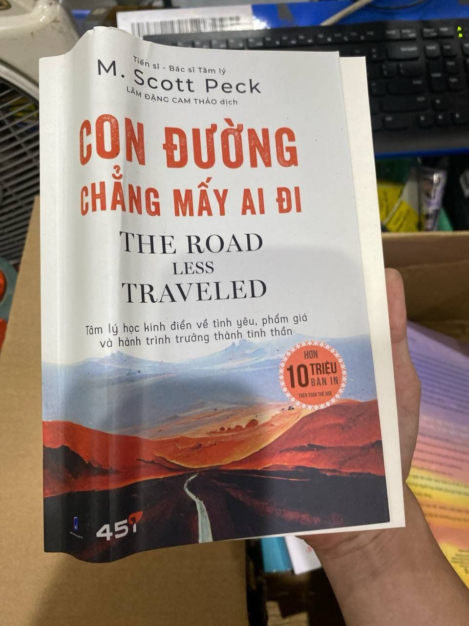 Sách Con Đường Chẳng Mấy Ai Đi