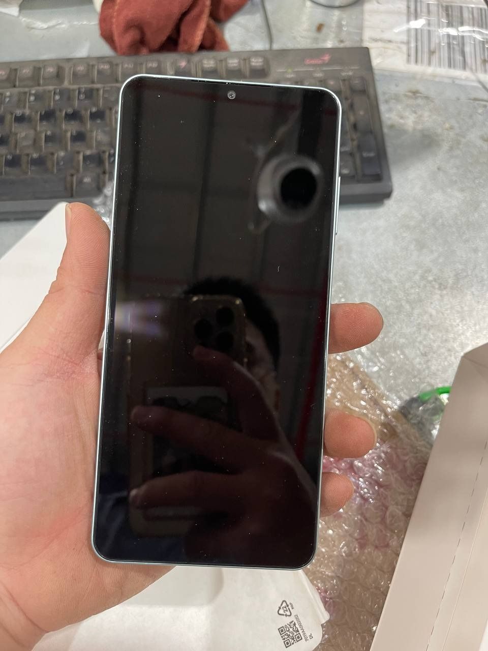 Điện thoại Samsung Galaxy A06 5G (4/128GB), Màn Hình Cực Đại HD+ 6.7”, 5G Kết nối cực nhanh - Hàng chính hãng - Xanh