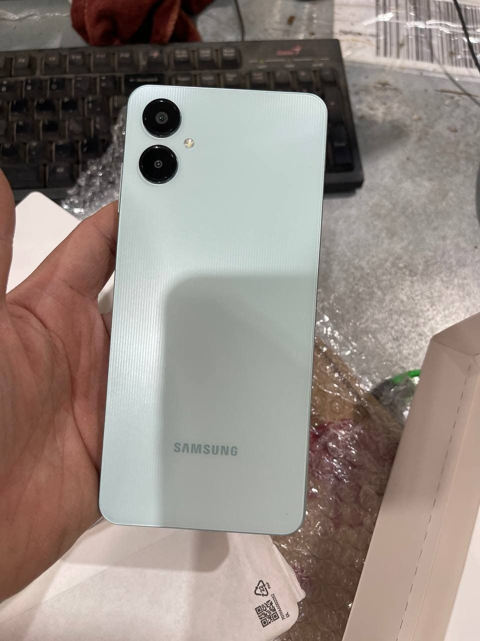 Điện thoại Samsung Galaxy A06 5G (4/128GB), Màn Hình Cực Đại HD+ 6.7”, 5G Kết nối cực nhanh - Hàng chính hãng - Xanh