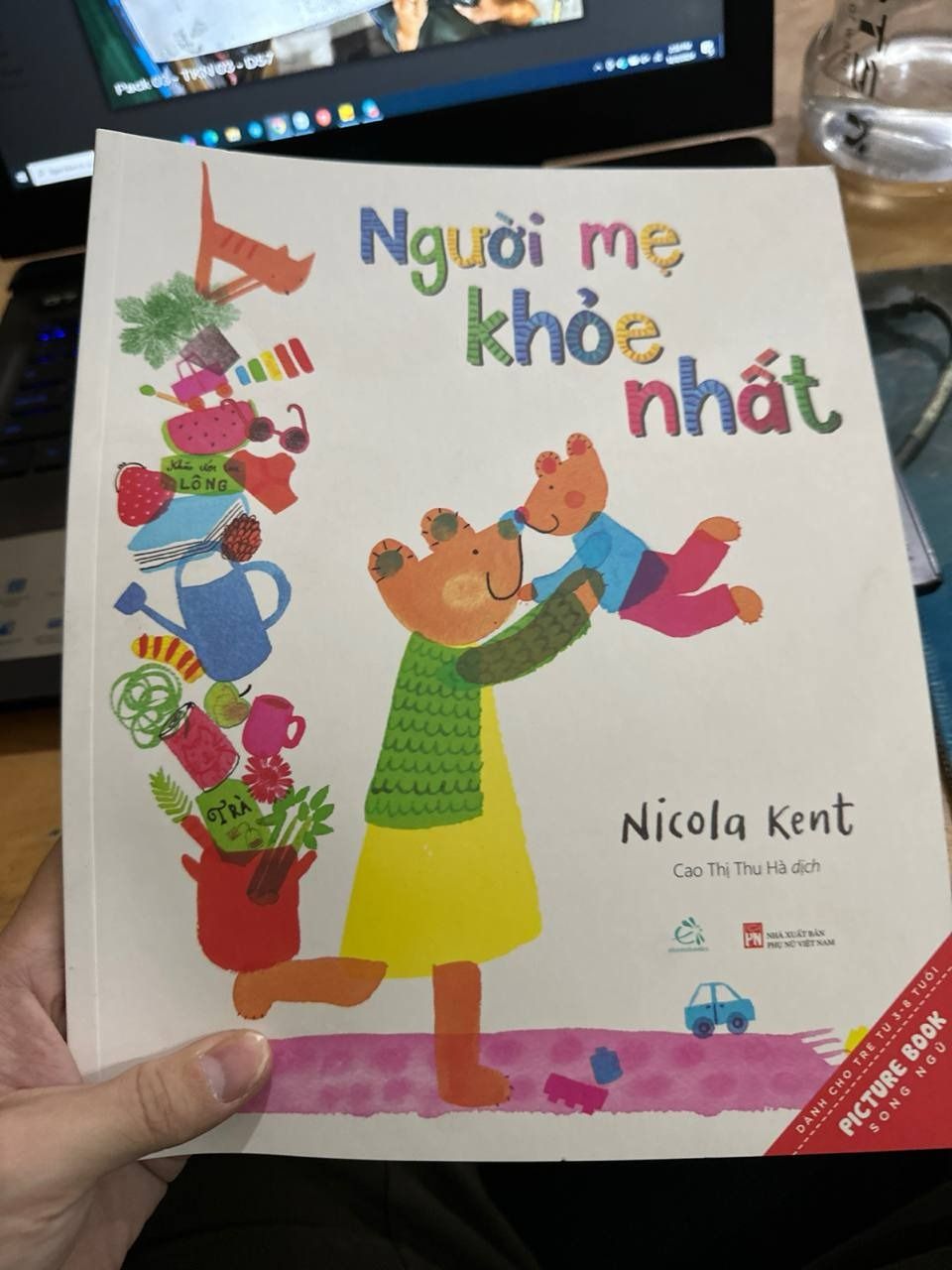Người Mẹ Khỏe Nhất