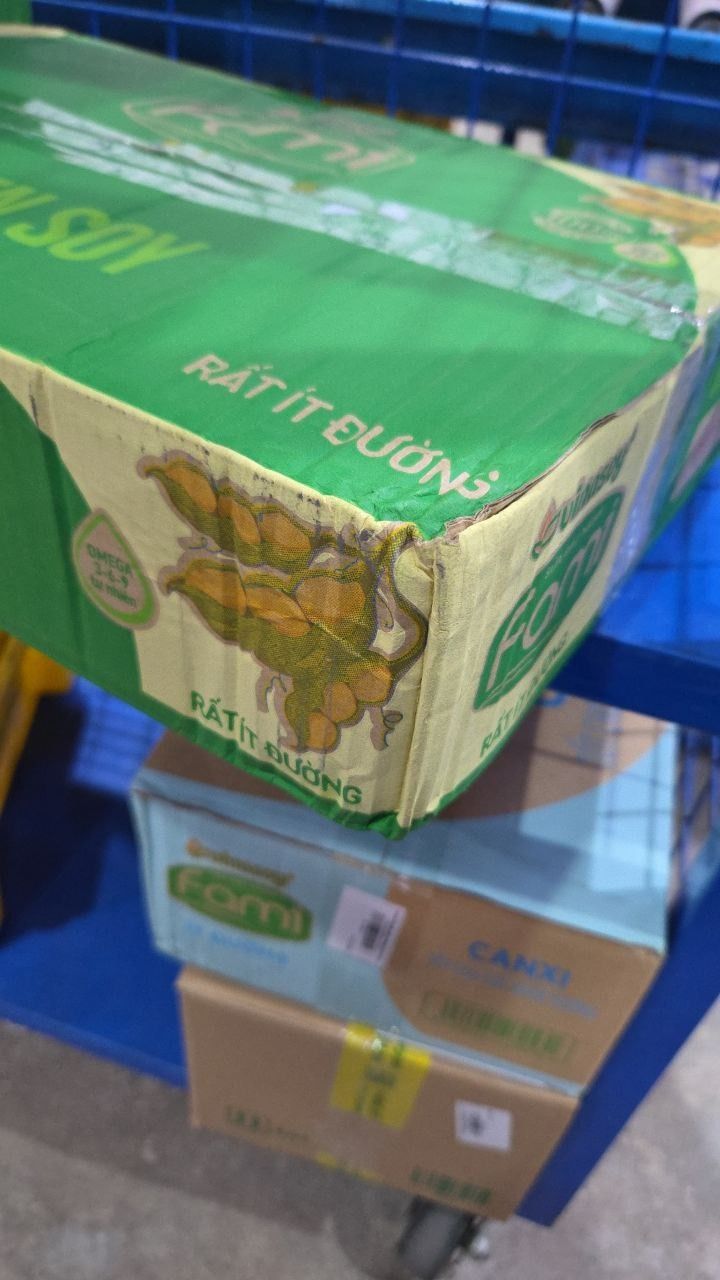 Thùng sữa đậu nành Vinasoy Fami Green soy rất ít đường (**) (36 hộp x 180ml)