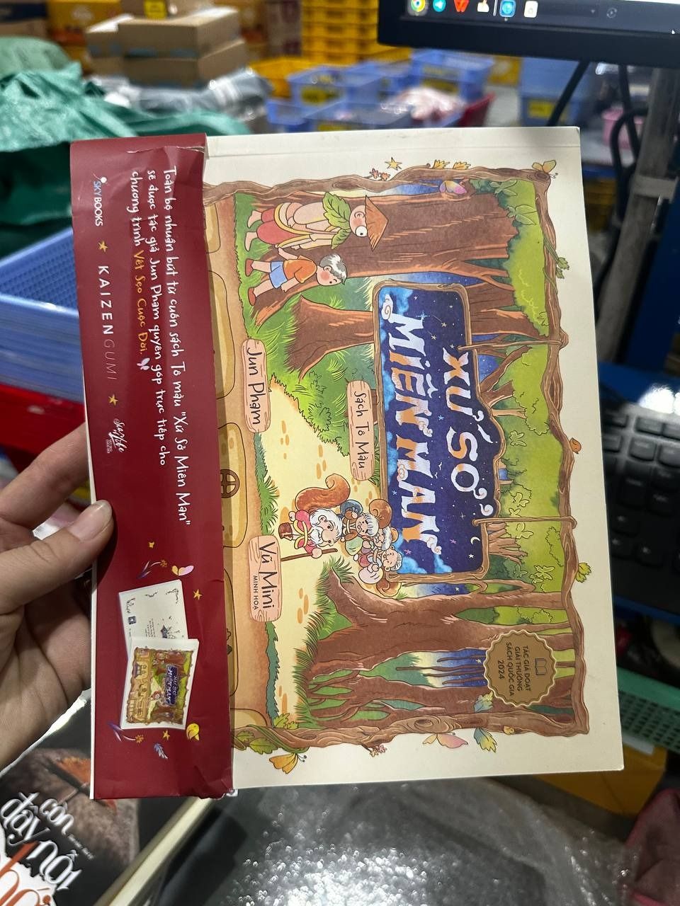 Sách Tô Màu "Xứ Sở Miên Man"