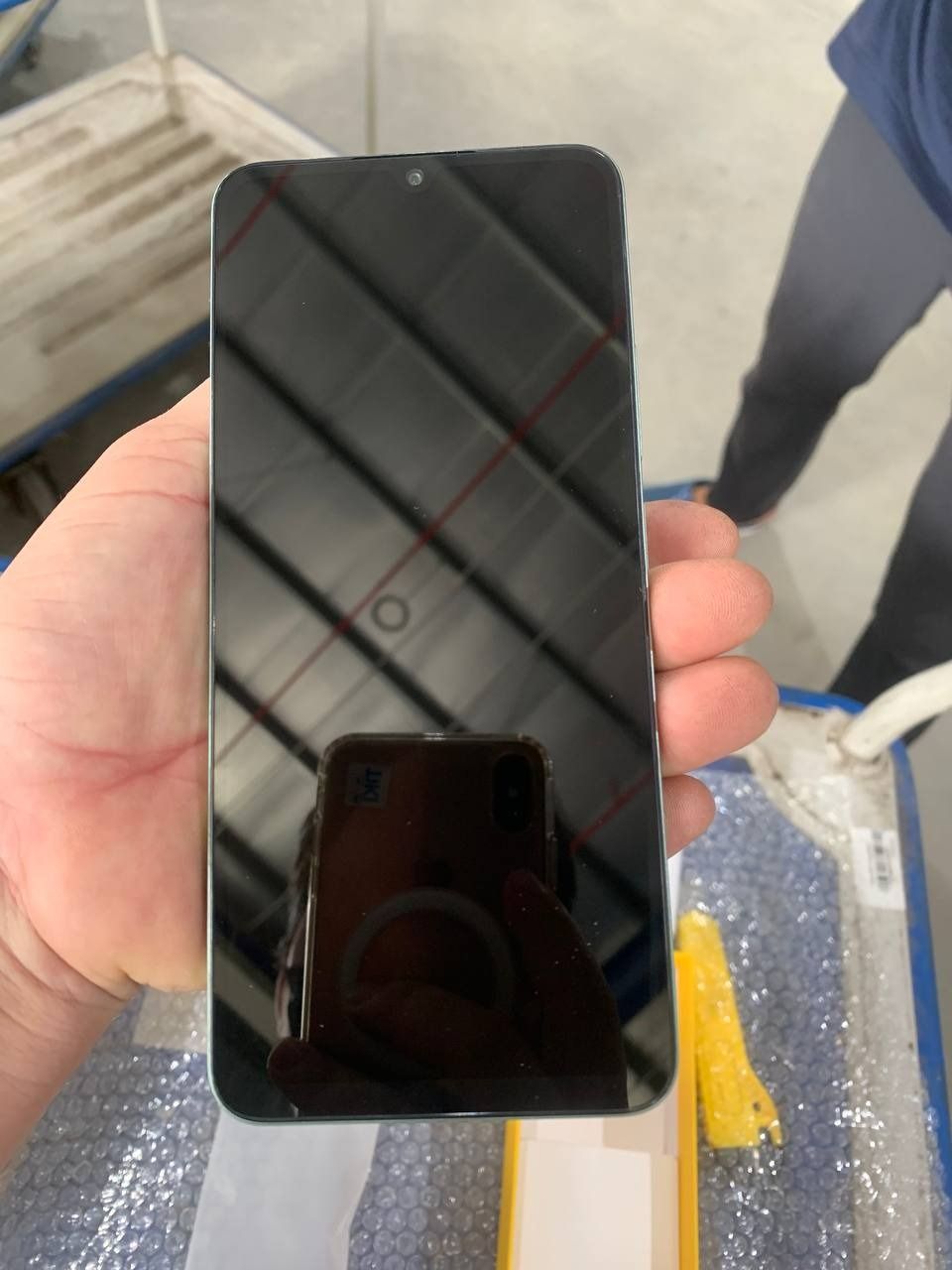 Điện thoại POCO C75 (8GB/256GB) - Hàng Chính Hãng - Xanh lá