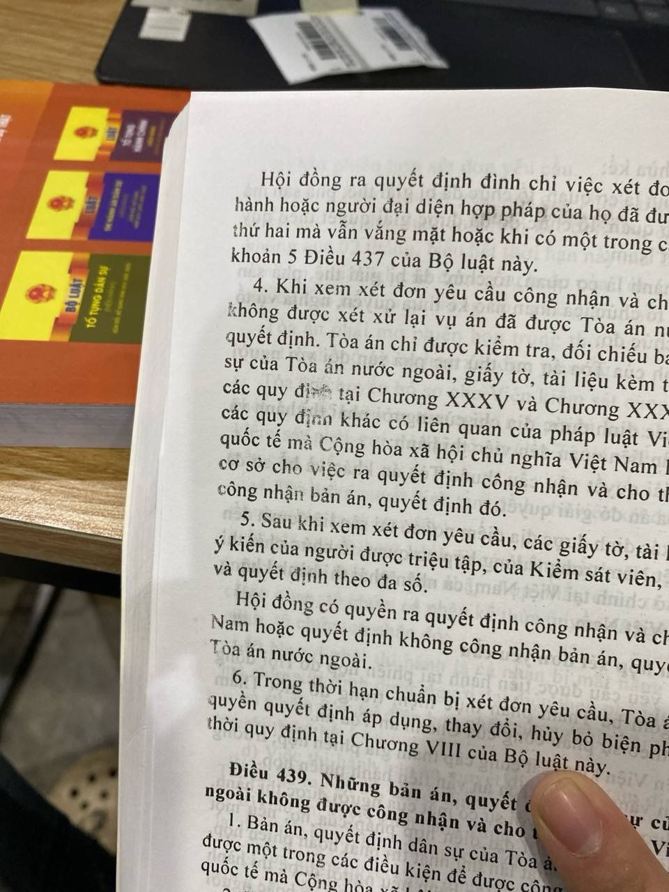 Combo Bộ Luật Tố Tụng Dân Sự Của Nước Cộng Hòa Xã Hội Chủ Nghĩa Việt Nam + Bộ Luật Dân Sự (Hiện Hành)