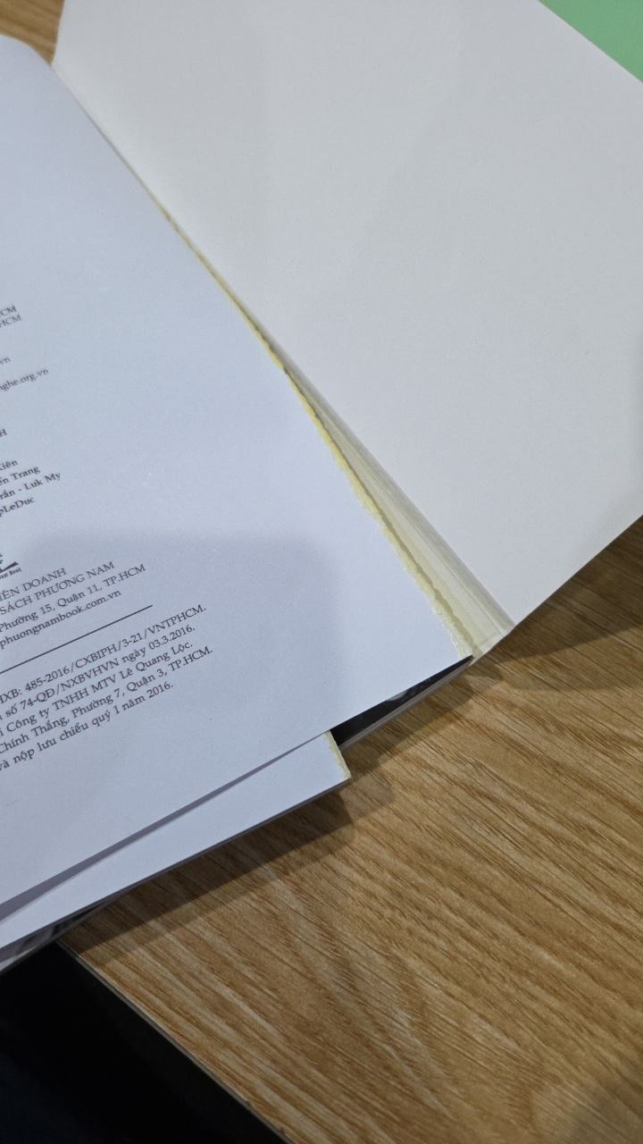 Sách 365 - Những Người Lạ Quen Thuộc