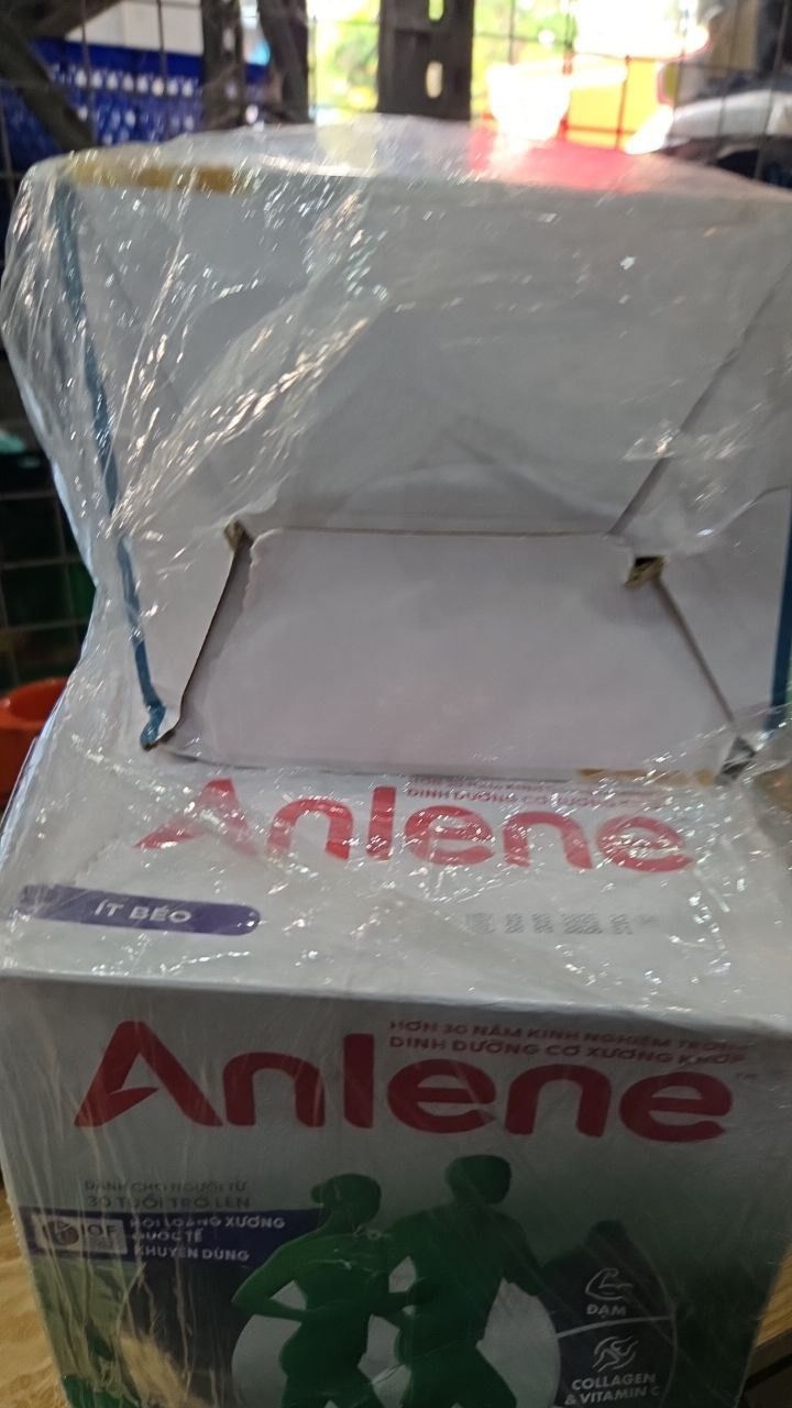 Combo 3 TPBS Anlene hương vani 1.2kg (trên 30 tuổi) tặng máy vắt cam