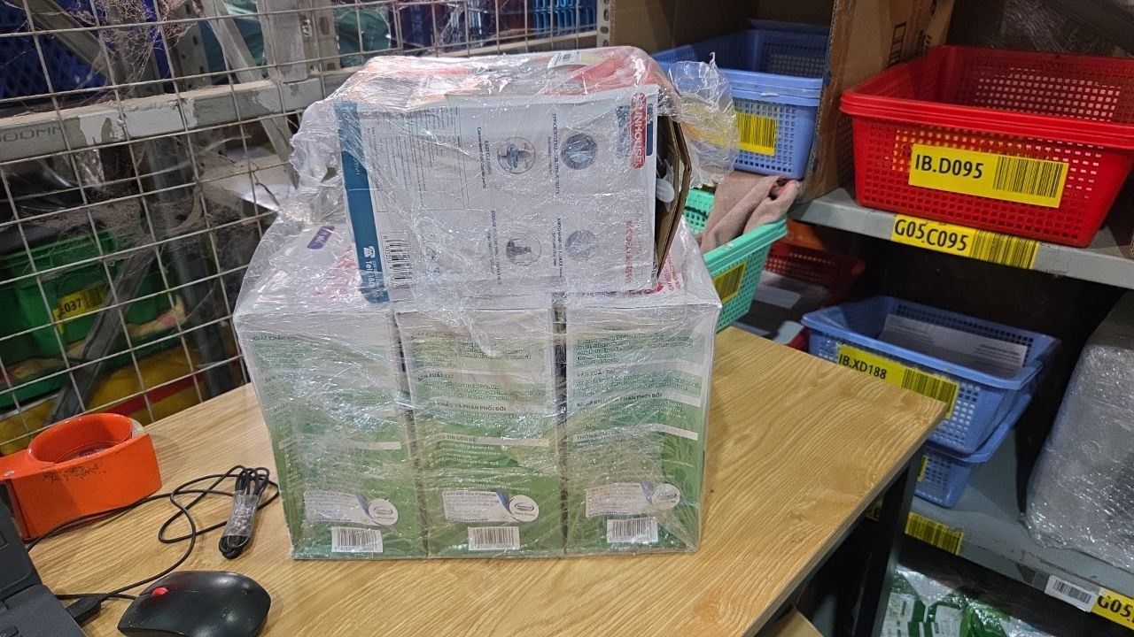 Combo 3 TPBS Anlene hương vani 1.2kg (trên 30 tuổi) tặng máy vắt cam