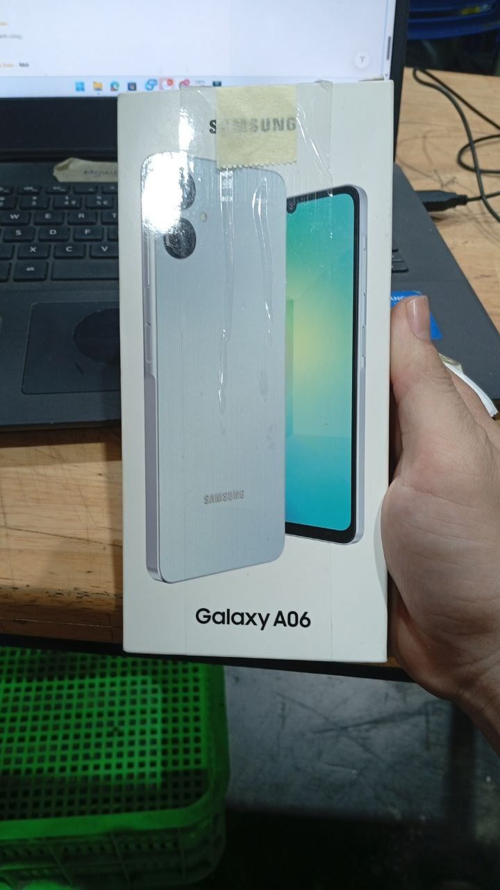 Điện Thoại Samsung Galaxy A06 (4GB/128GB) - Hàng Chính Hãng - Xanh Băng