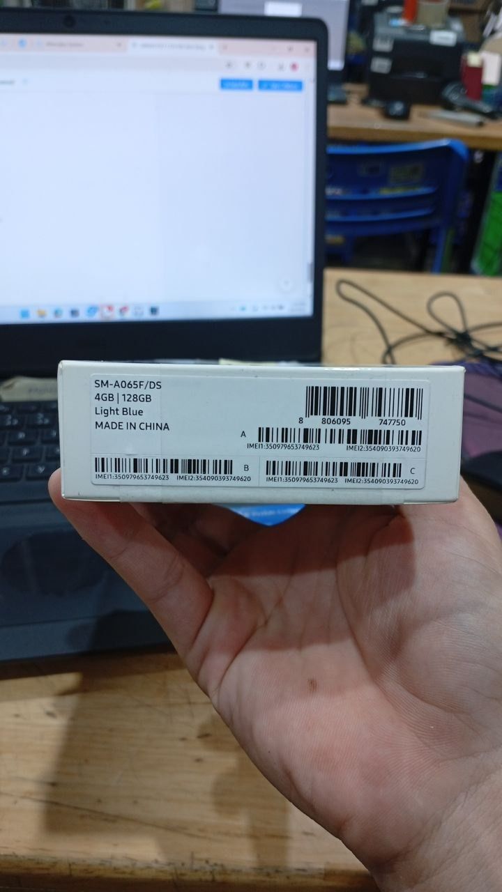 Điện Thoại Samsung Galaxy A06 (4GB/128GB) - Hàng Chính Hãng - Xanh Băng