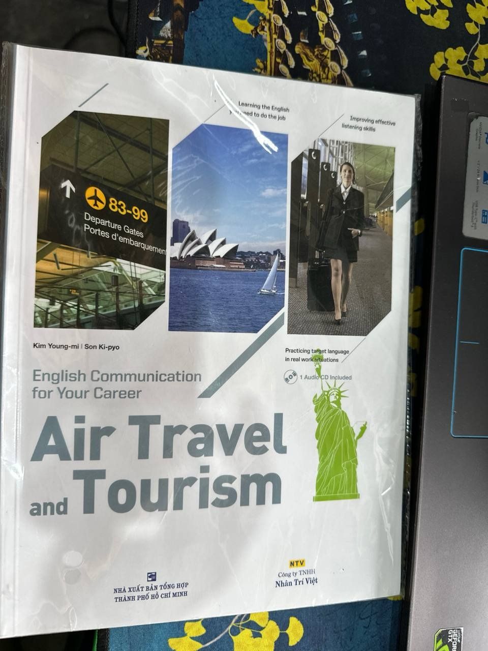 English Communication For Your Career - Air Travel And Tourism
