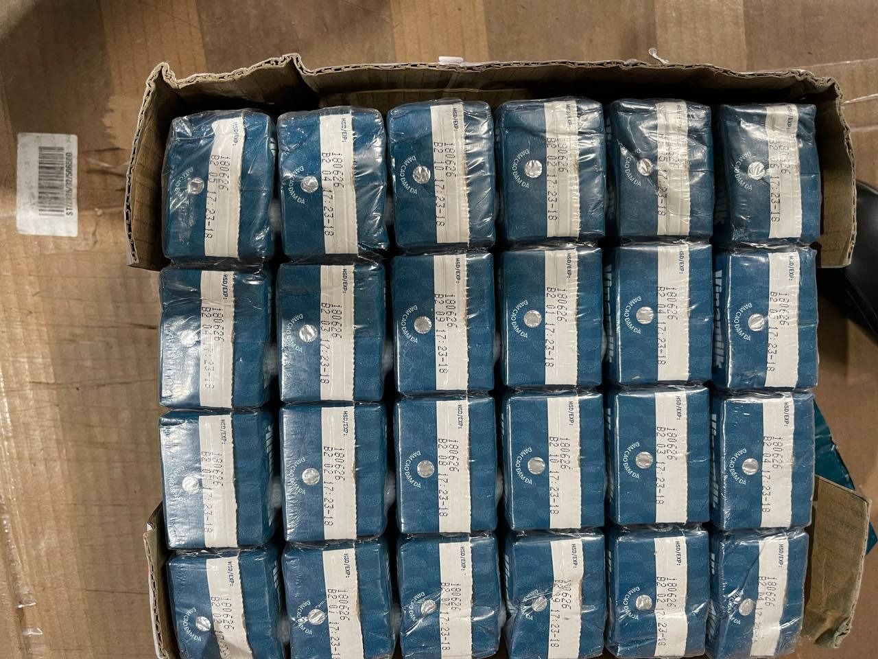 Thùng 24 hộp sữa hạt cao đạm Vinamilk ít đường 180ml