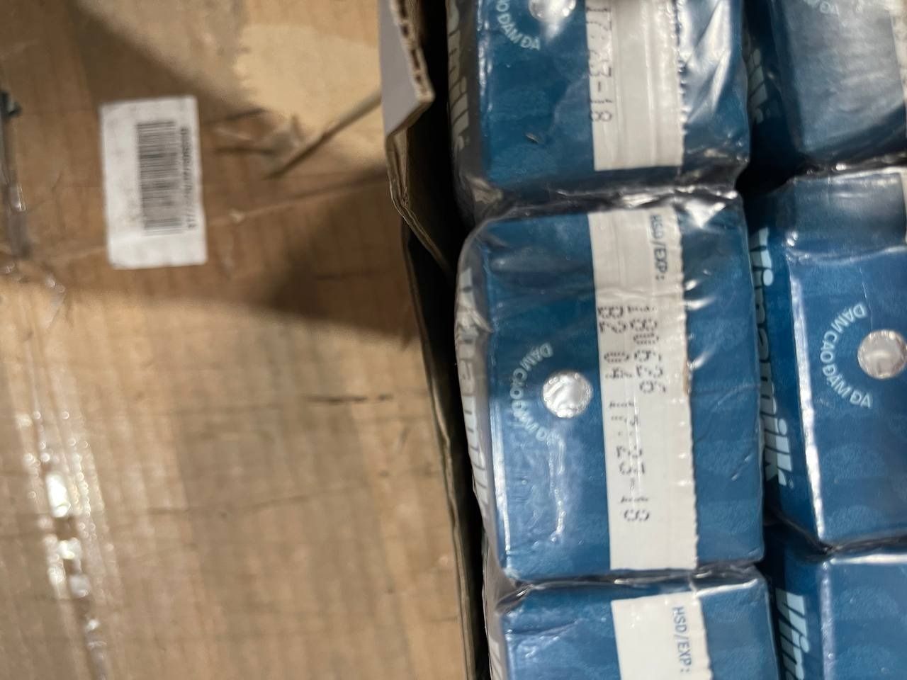 Thùng 24 hộp sữa hạt cao đạm Vinamilk ít đường 180ml