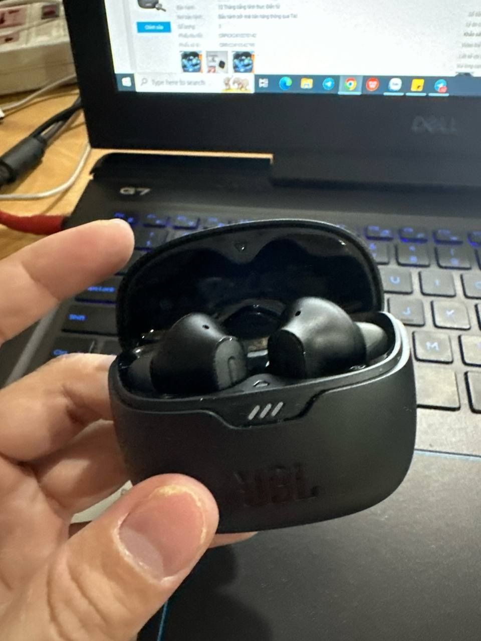 Tai nghe Bluetooth Truewireless Chống Ồn JBL Tune Beam - Hàng Chính Hãng - Đen