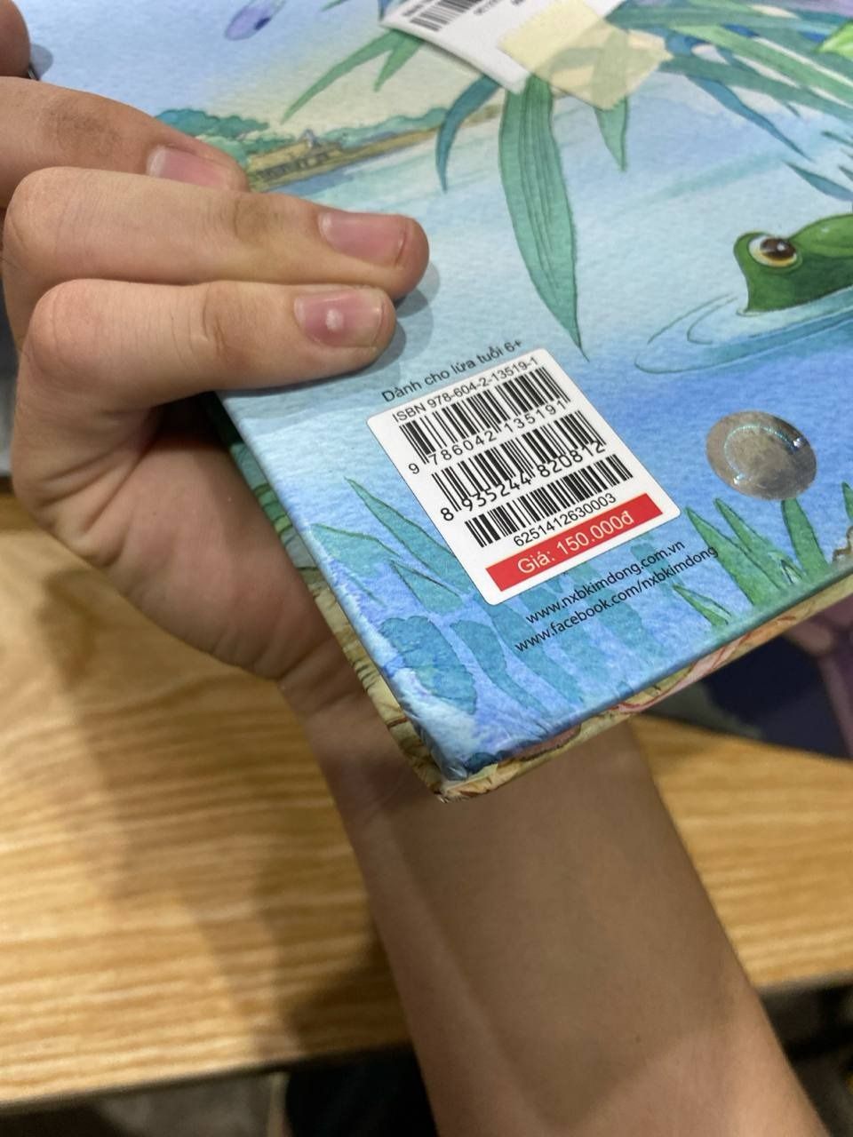 Sách Dế Mèn Phiêu Lưu Ký