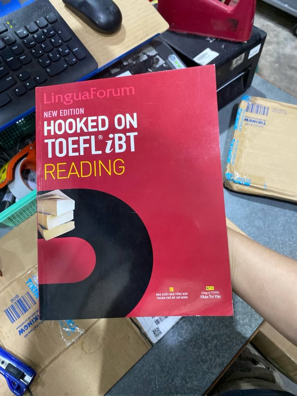 Sách LinguaForum Hooked On TOEFL iBT Reading (New Edition)