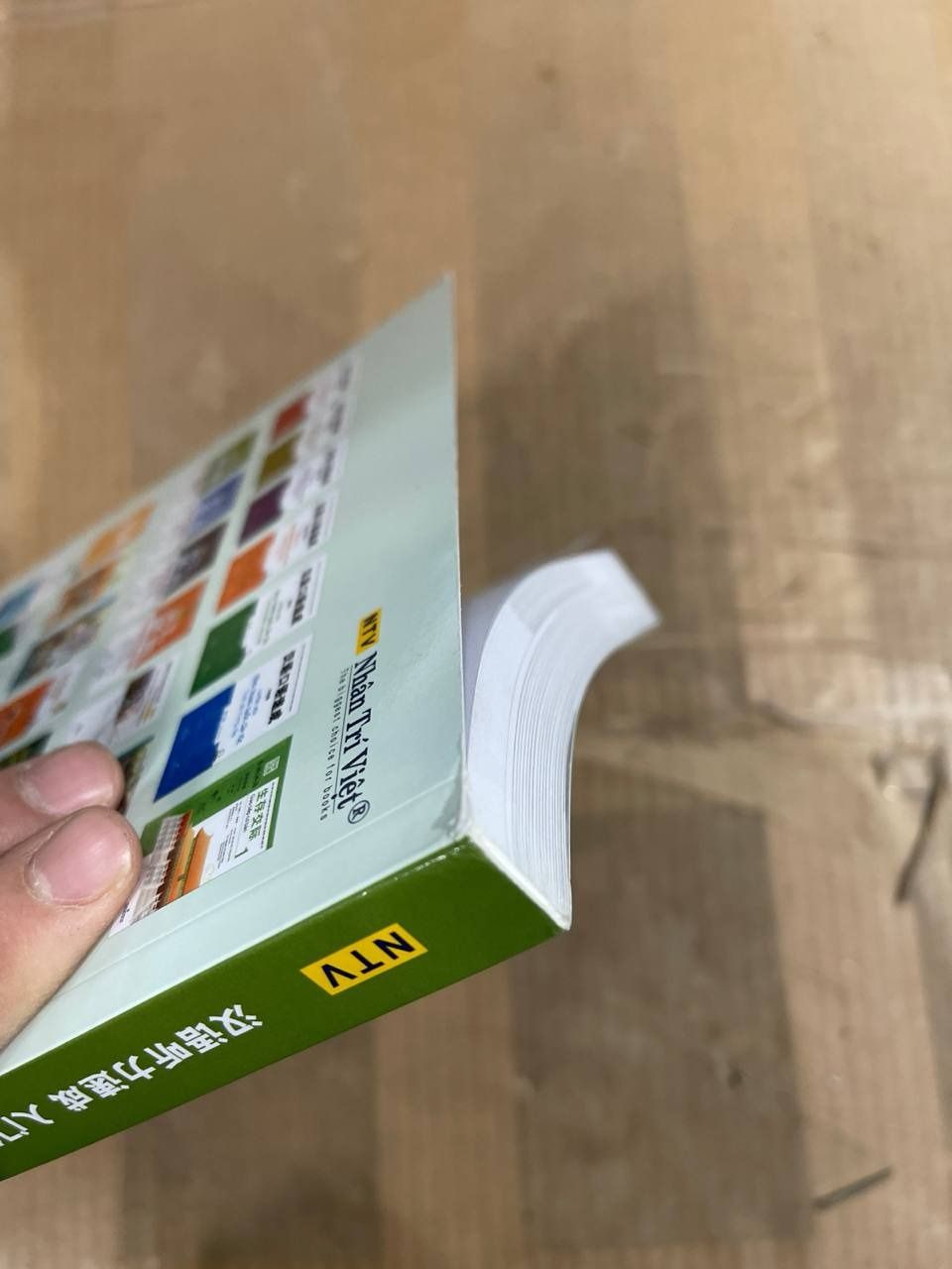 Sách Luyện Nghe Tiếng Trung Quốc Cấp Tốc Cho Người Bắt Đầu (Quét Mã QR Để Nghe File Mp3) (Tái Bản 2020)