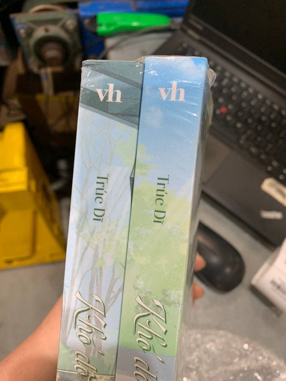 Sách Khó Dỗ Dành - Combo 2 Tập (Tái Bản 2025) - Bản thường