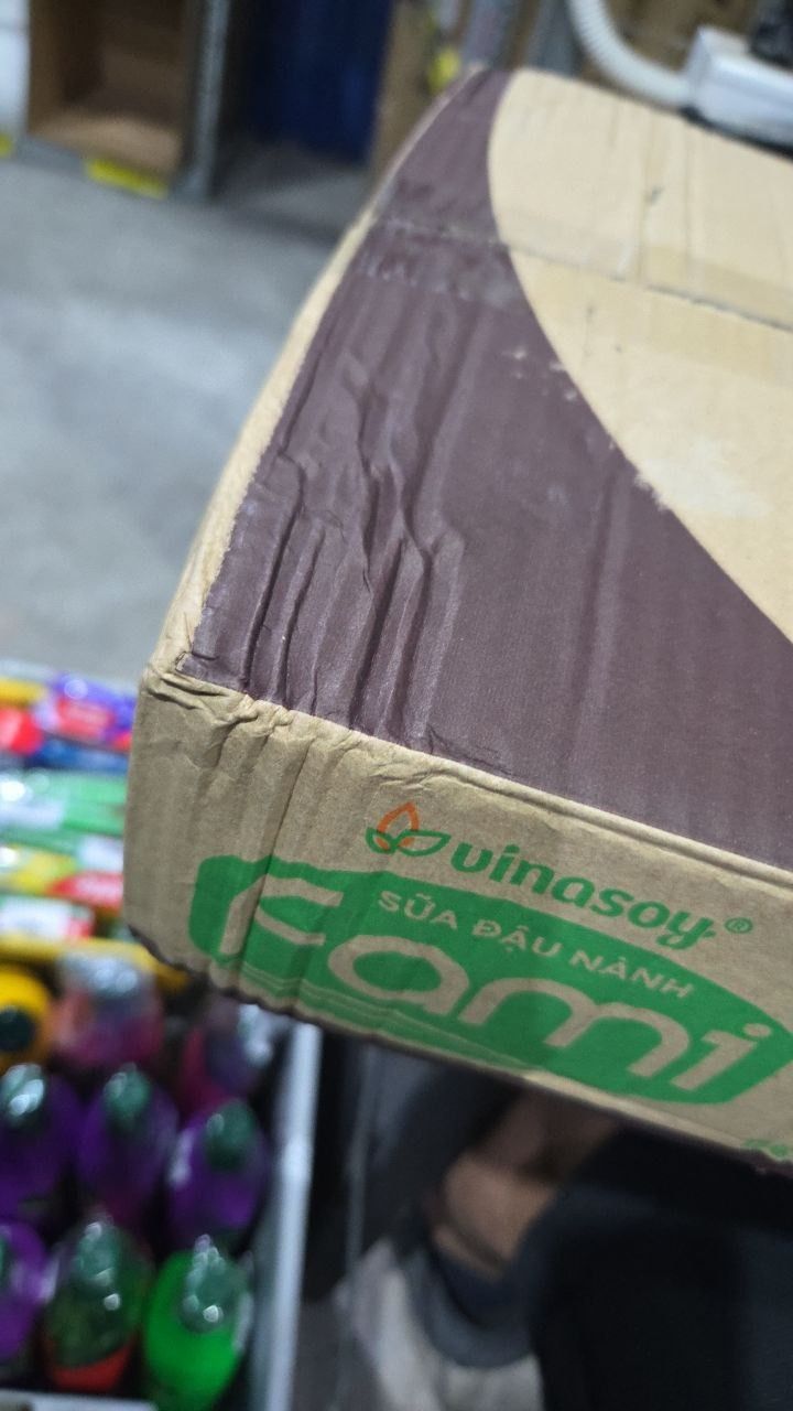 Thùng sữa đậu nành Vinasoy Fami Canxi Vị sô cô la hộp (200ml x 36 hộp)