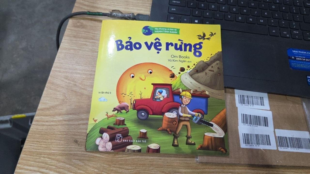Sách Yêu Thương Và Bảo Vệ Hành Tinh Xanh - Bảo Vệ Rừng