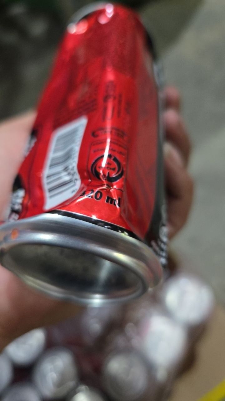 Thùng 24 Lon Nước Tăng Lực Sting Dâu (320ml/Lon)