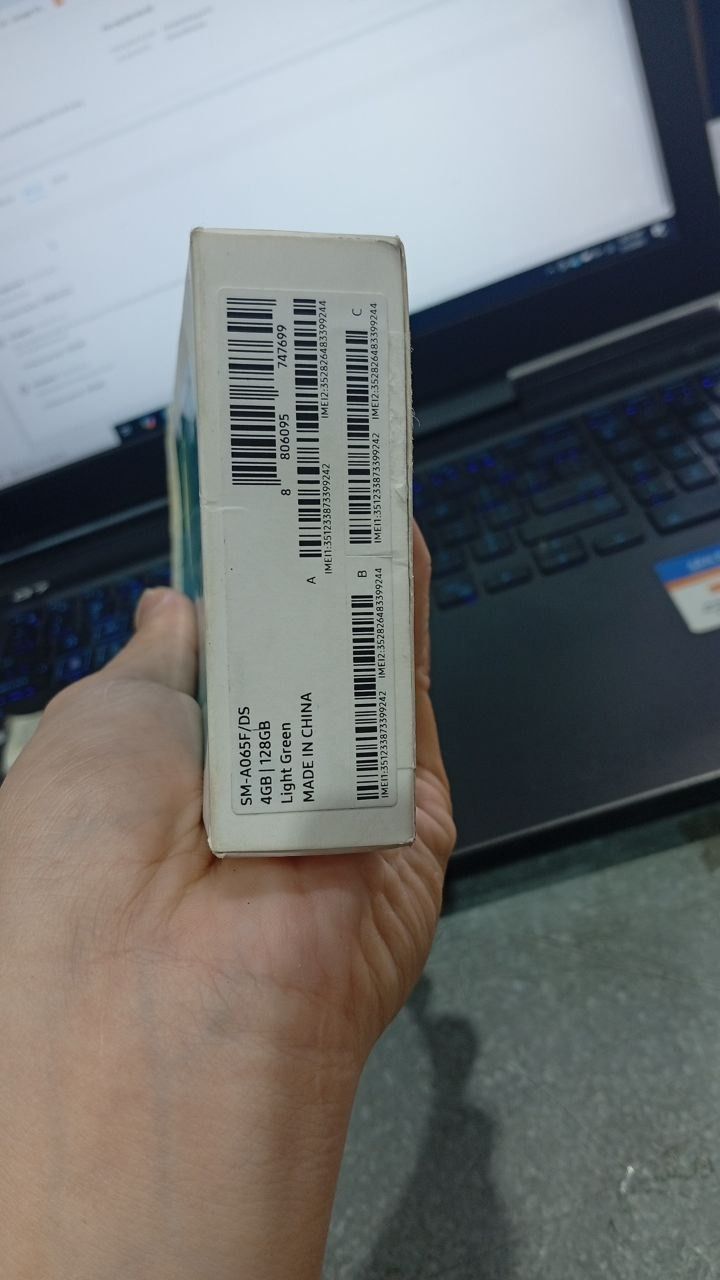 Điện Thoại Samsung Galaxy A06 - Đã kích hoạt bảo hành điện tử - Hàng Chính Hãng - Xanh Băng - (4GB/64GB)