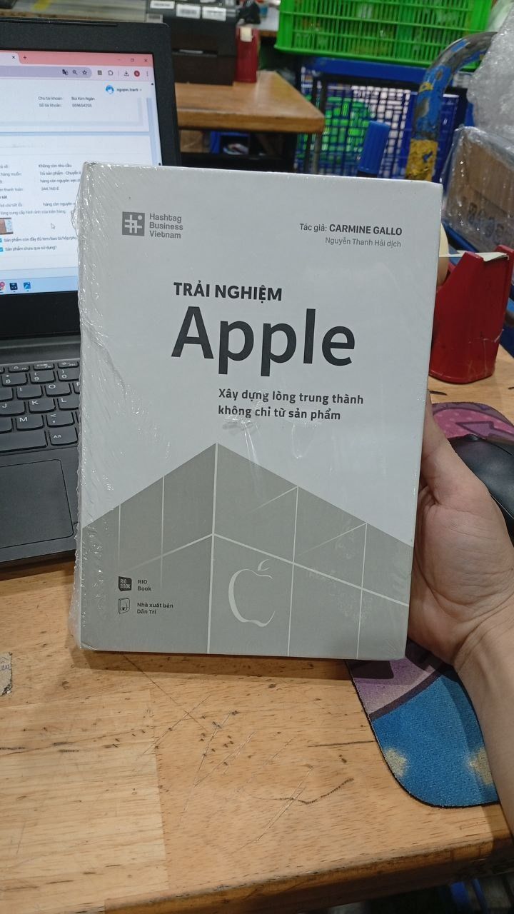 Trải Nghiệm Apple - Xây Dựng Lòng Trung Thành Không Chỉ Từ Sản Phẩm