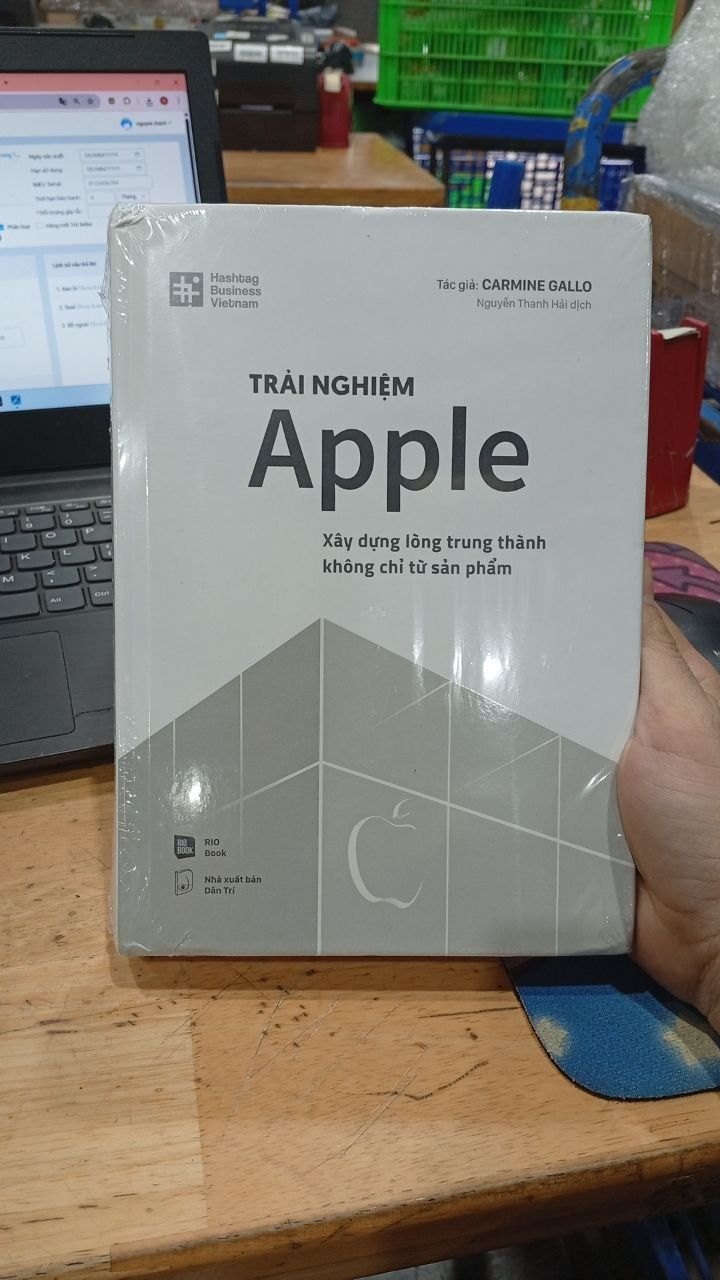Trải Nghiệm Apple - Xây Dựng Lòng Trung Thành Không Chỉ Từ Sản Phẩm