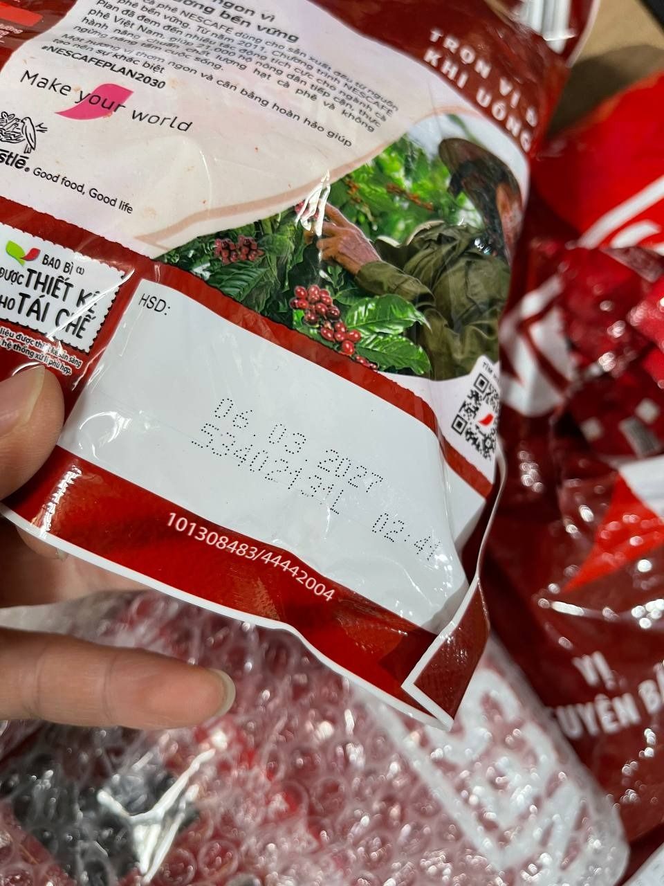 [Tặng hộp 2 ly thủy tinh] Combo 2 Bịch NESCAFE 3IN1 Công thức cải tiến - VỊ NGUYÊN BẢN Bịch 46 gói