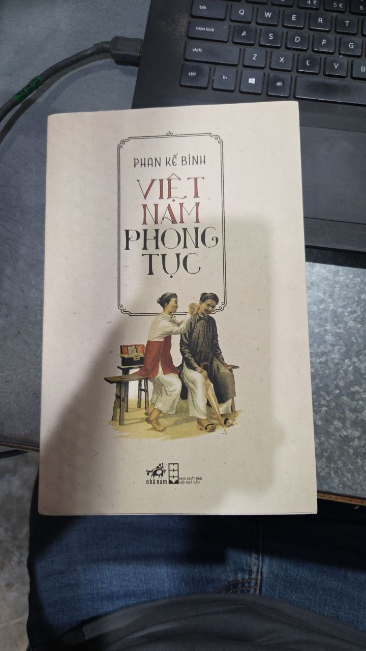 Sách Việt Nam phong tục