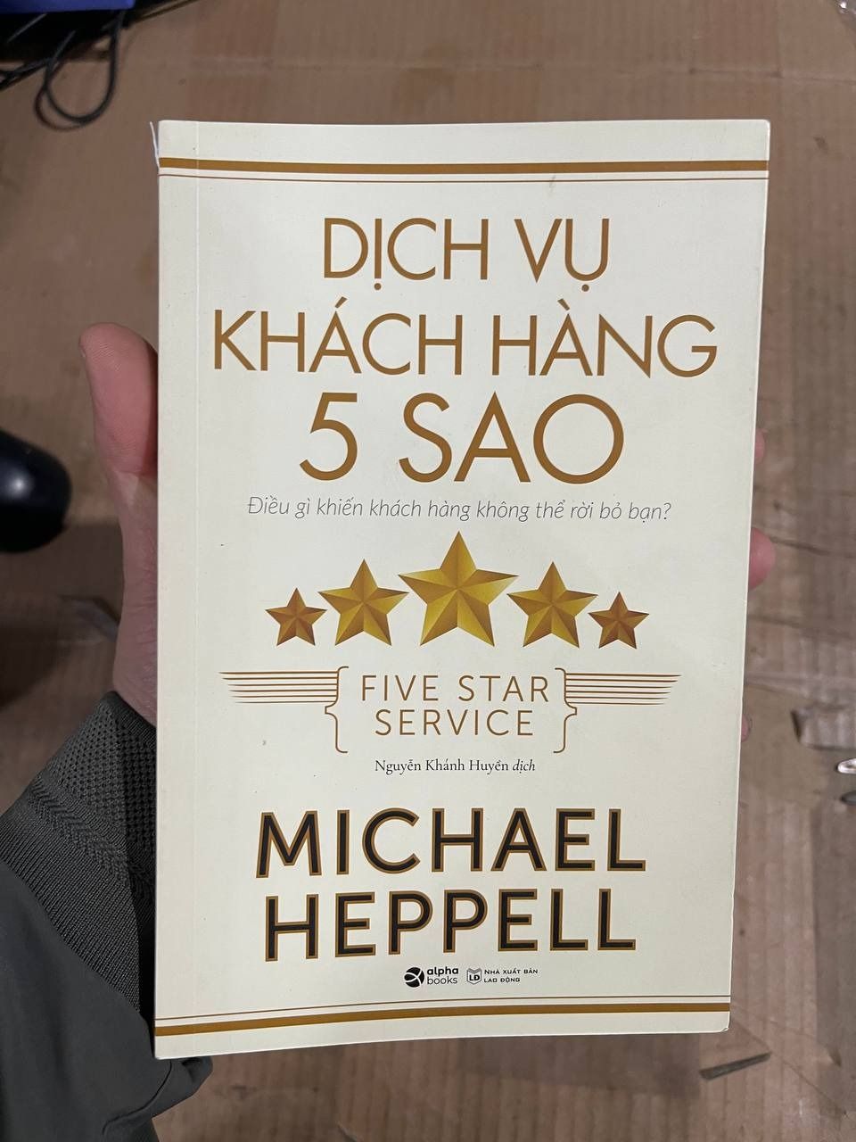 Sách Dịch Vụ Khách Hàng 5 Sao