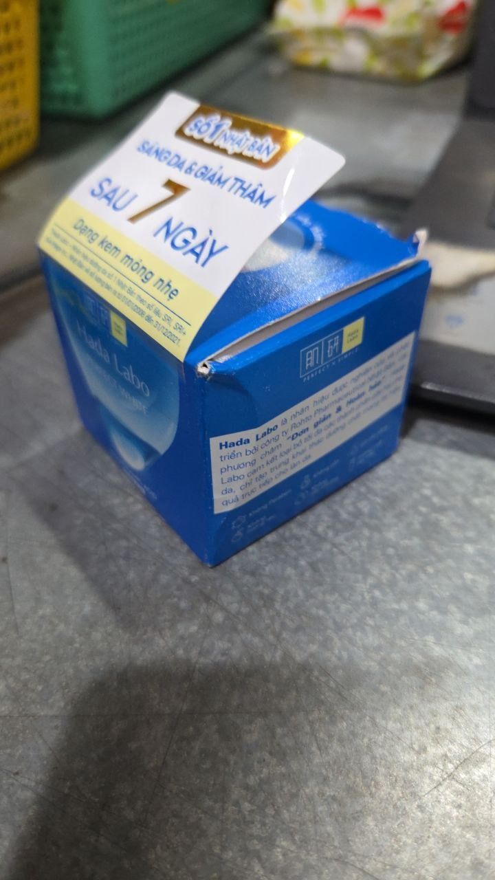 Kem dưỡng trắng Hada Labo Perfect White Tranexamic Acid Cream 50g