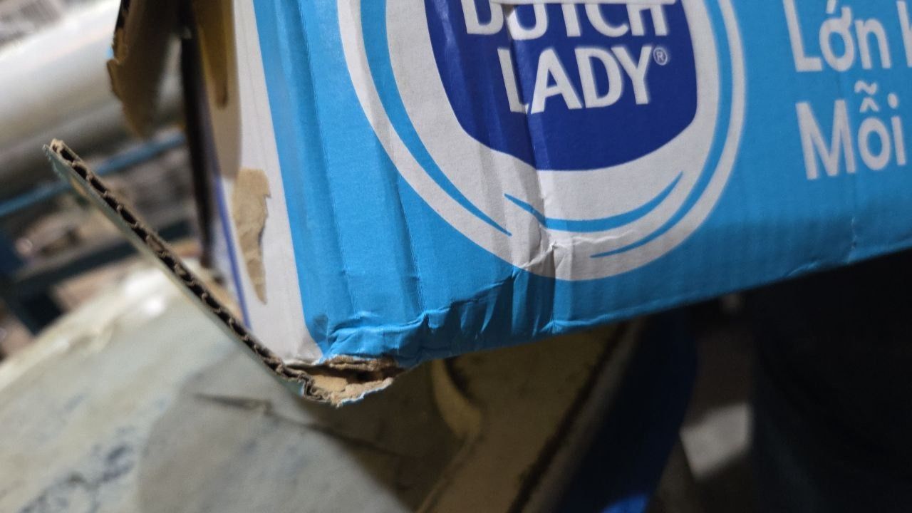 [Mua nhiều giảm thêm] Thùng 48 Hộp Sữa Tươi Tiệt Trùng Dutch Lady Cô Gái Hà Lan Không Đường (48X180ml)