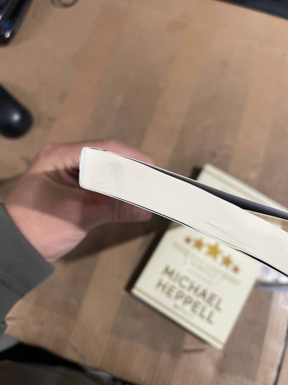 Sách Brand Storytelling - Tư duy thiết kế trong kể chuyện thương hiệu