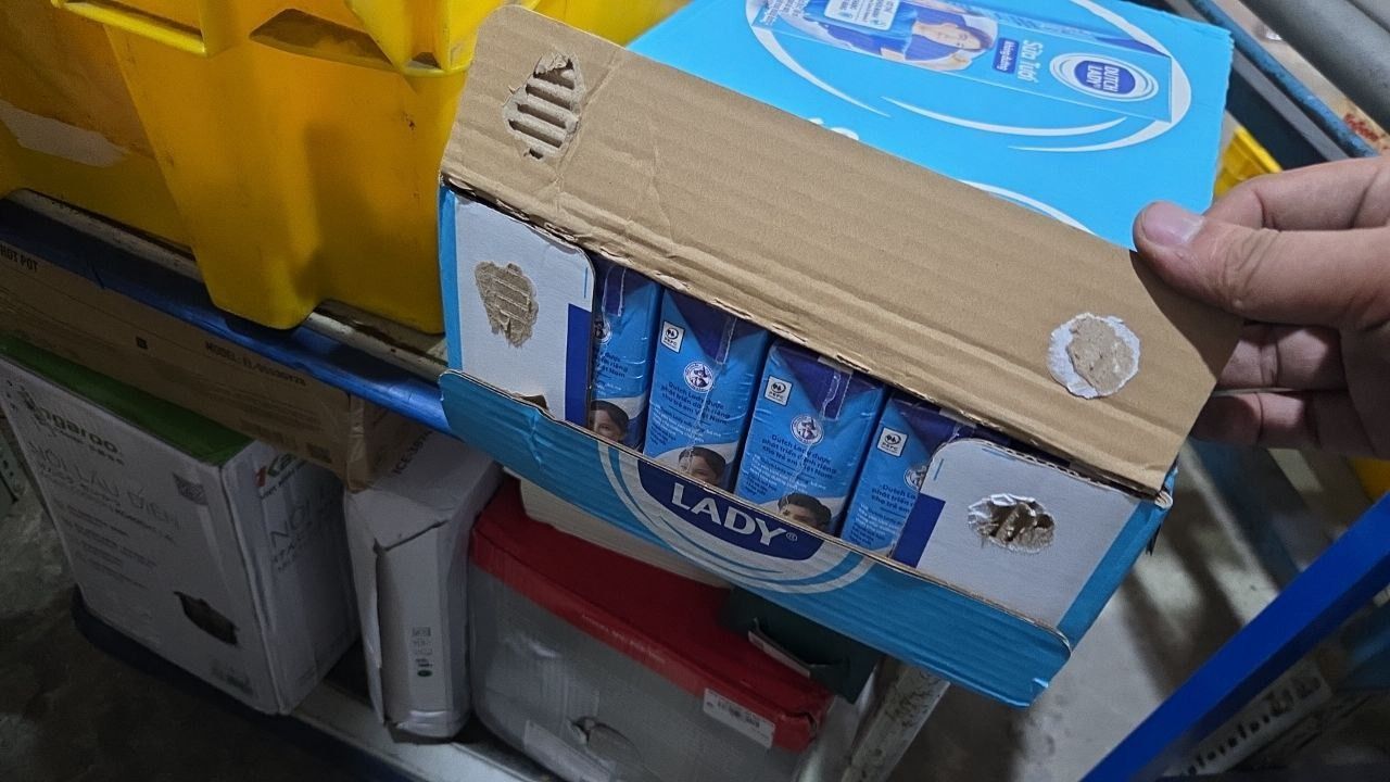 [Mua nhiều giảm thêm] Thùng 48 Hộp Sữa Tươi Tiệt Trùng Dutch Lady Cô Gái Hà Lan Không Đường (48X180ml)