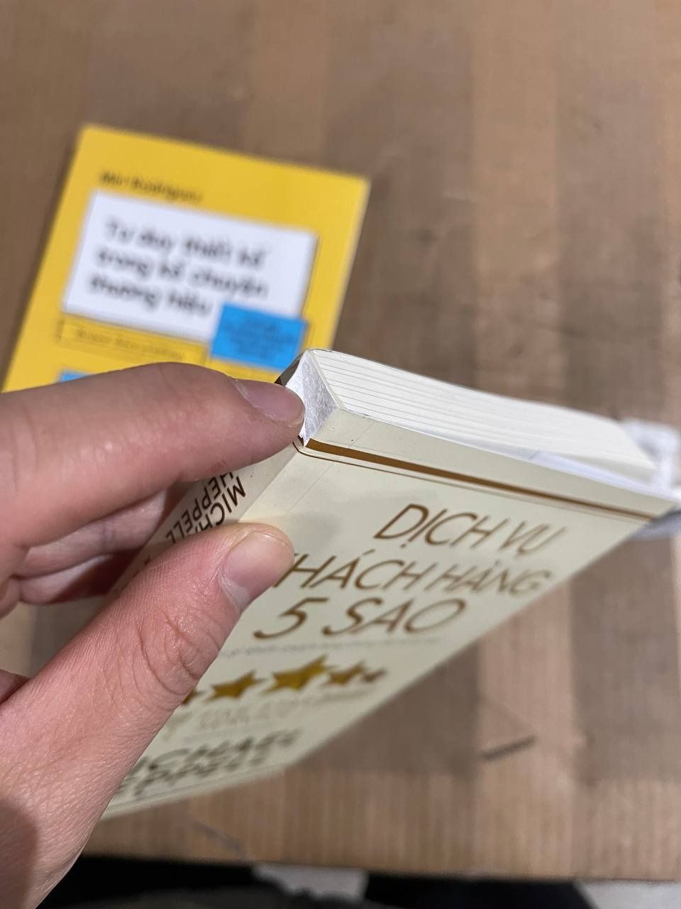 Sách Dịch Vụ Khách Hàng 5 Sao