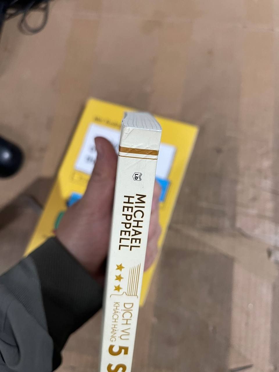 Sách Dịch Vụ Khách Hàng 5 Sao