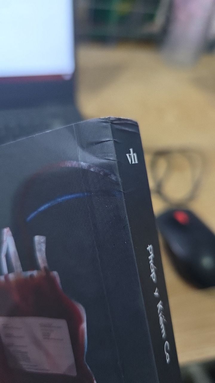 Sách Hồ Sơ Mật Pháp Y – Nhân Chứng Vắng Mặt Tại Hiện Trường