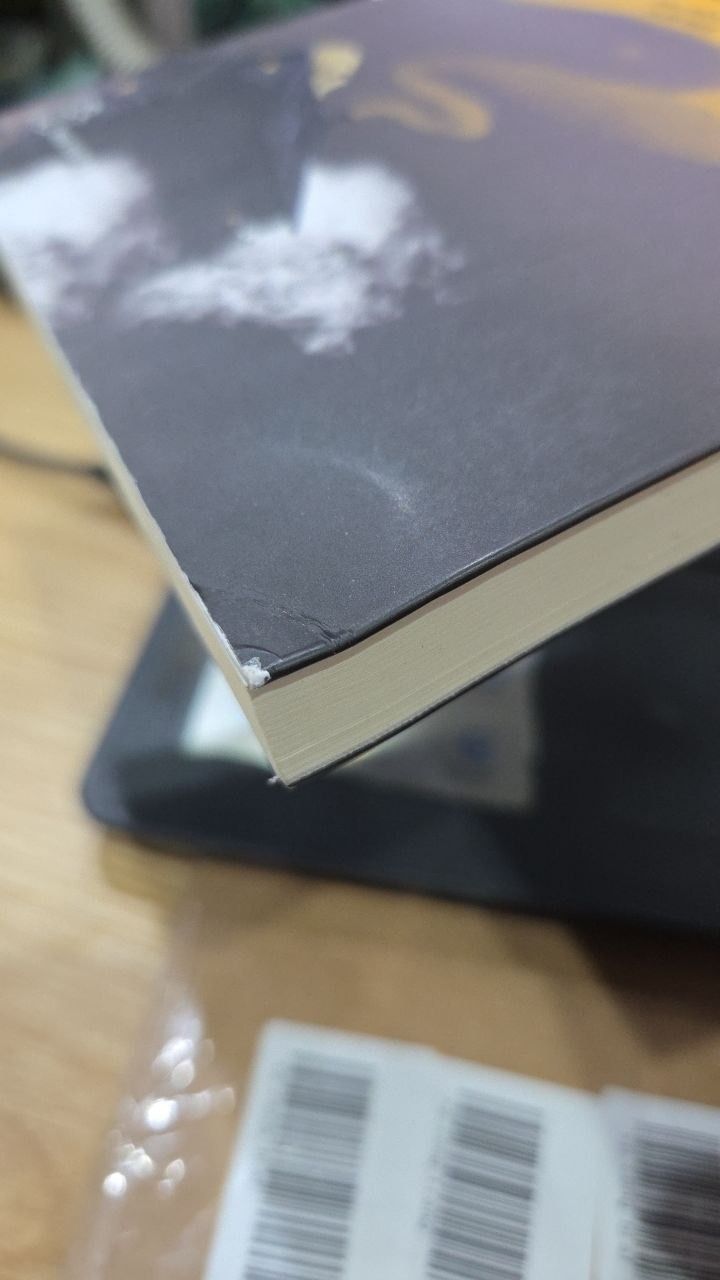 Sách Ngôi Nhà Quái Dị (Agatha Christie)(Tái Bản 2020)