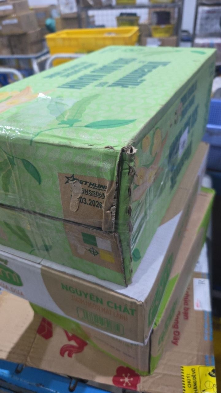 Thùng 12 Hộp Sữa Đậu Nành Không Đường Goldsoy (1L)
