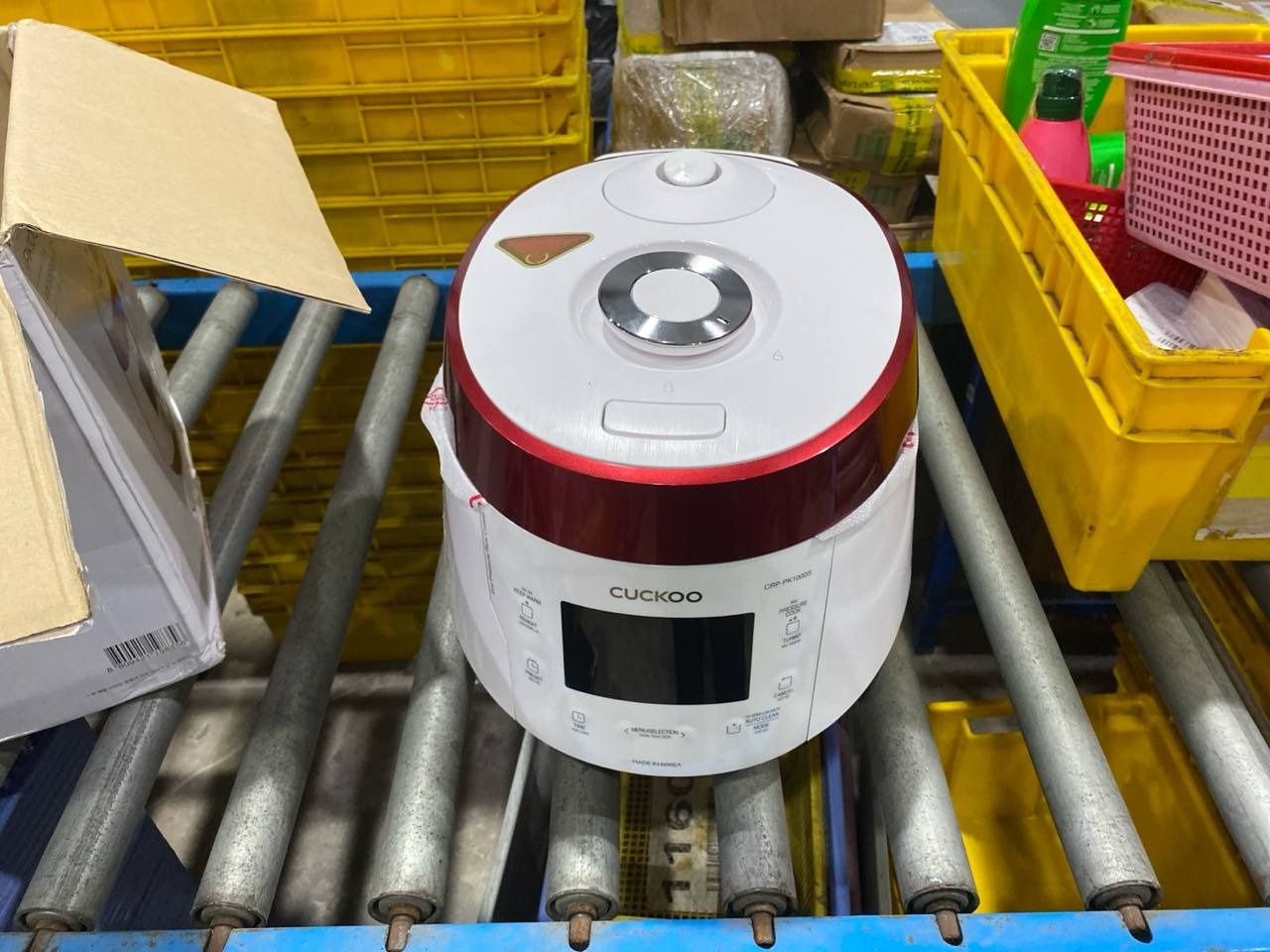 Nồi cơm áp suất điện tử Cuckoo CRP-PK1000S - 1.8 Lít - Hàng Chính Hãng