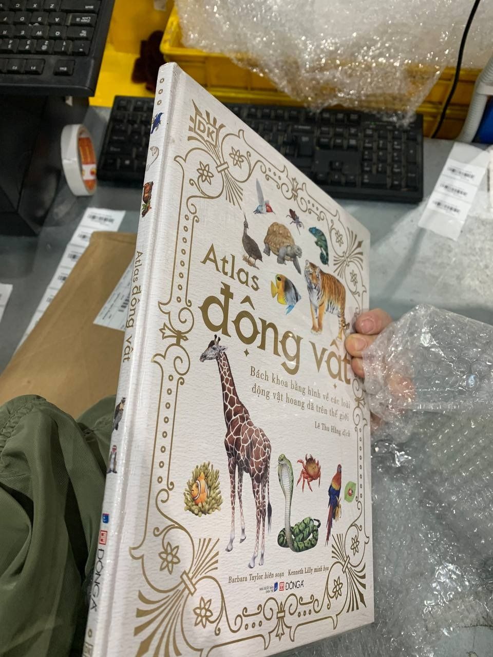 Sách Atlas động vật