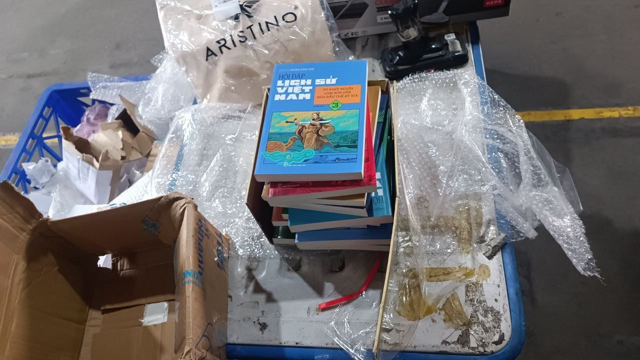 Bộ sách Hỏi đáp lịch sử Việt Nam (Từ khởi thủy đến nay) - Hộp trọn bộ 10 tập