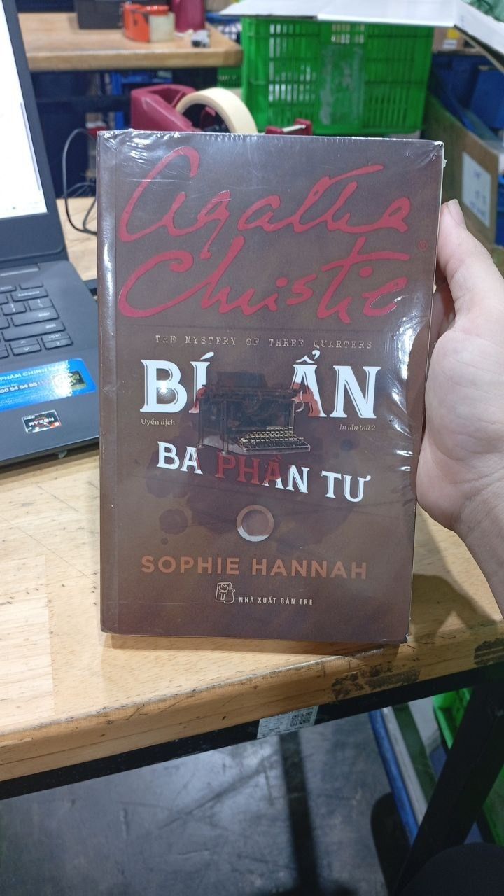 Agatha Christie - Bí ẩn ba phần tư