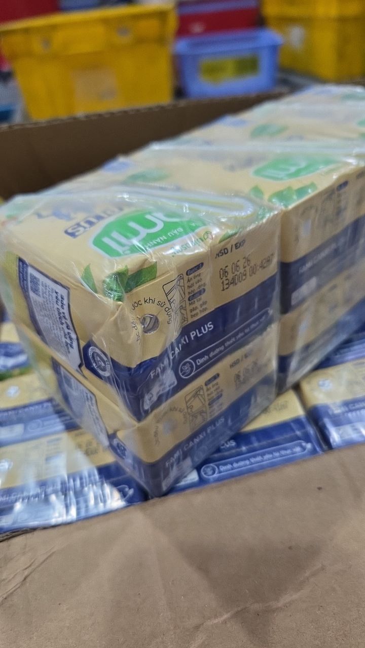 Thùng sữa đậu nành Vinasoy Fami Canxi Plus ít đường hộp (200ml x 36 hộp)