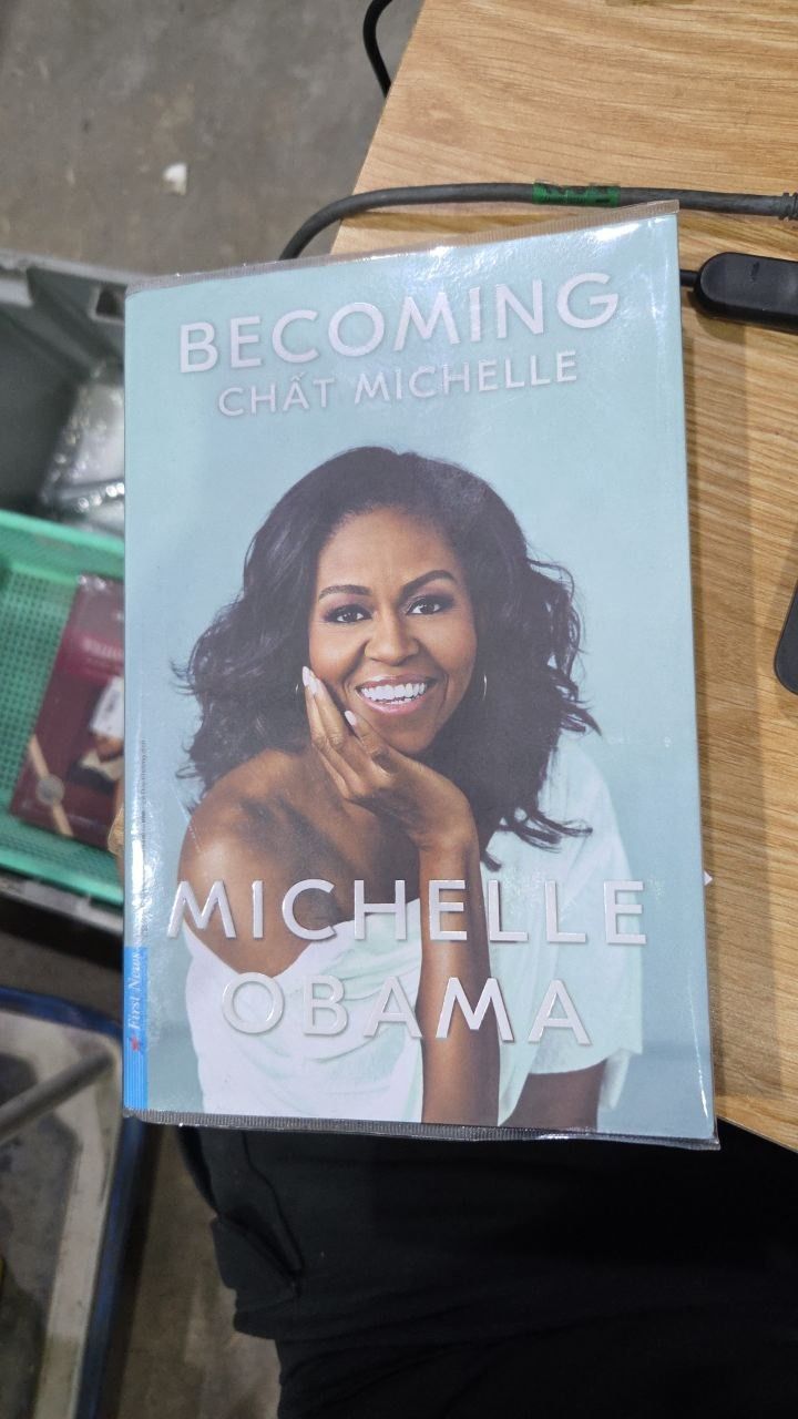 Sách Becoming - Chất Michelle