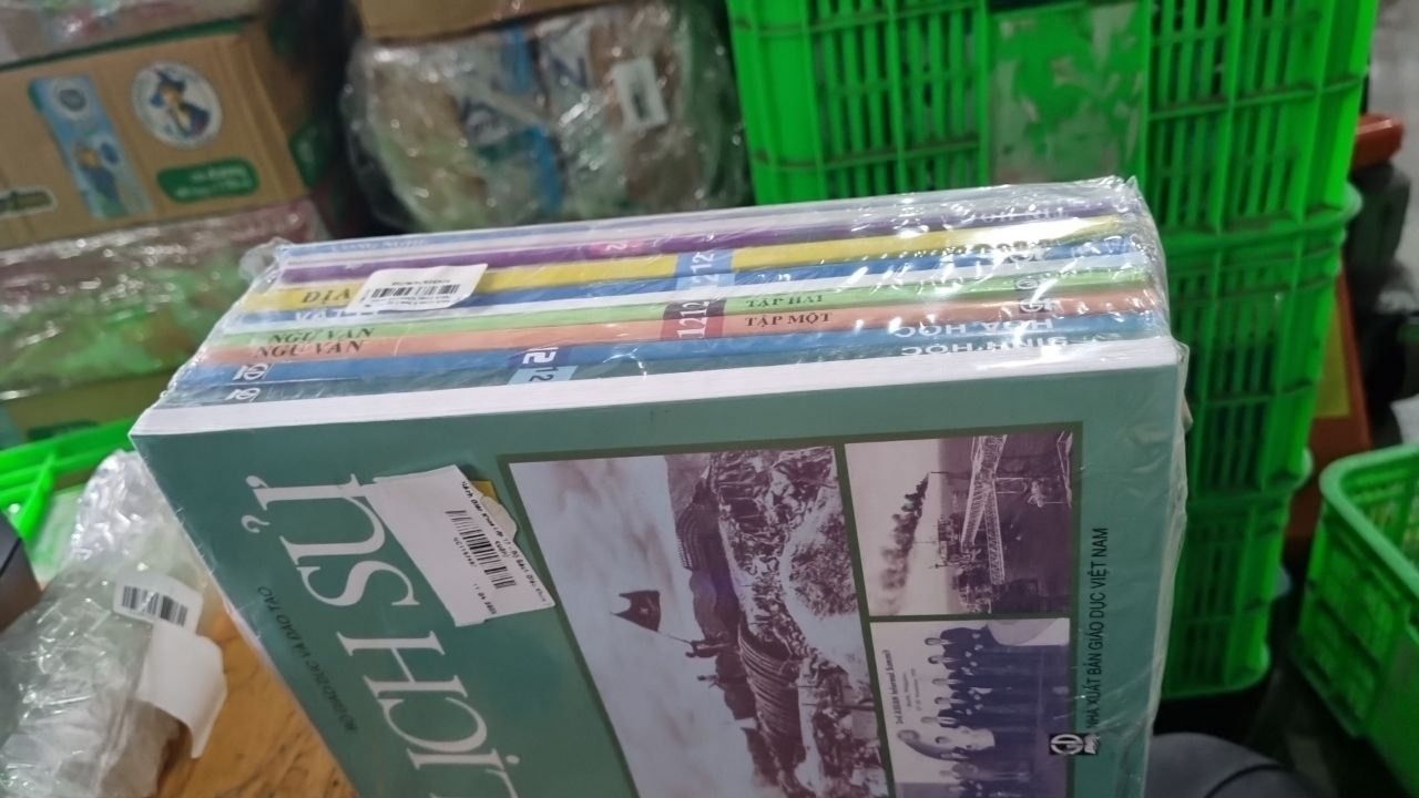 Sách Giáo Khoa Lớp 12 - Bộ Sách Giáo Khoa (14 cuốn)