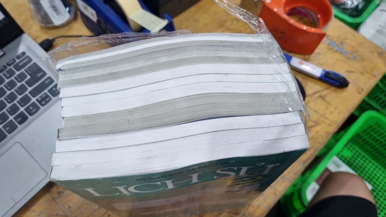 Sách Giáo Khoa Lớp 12 - Bộ Sách Giáo Khoa (14 cuốn)