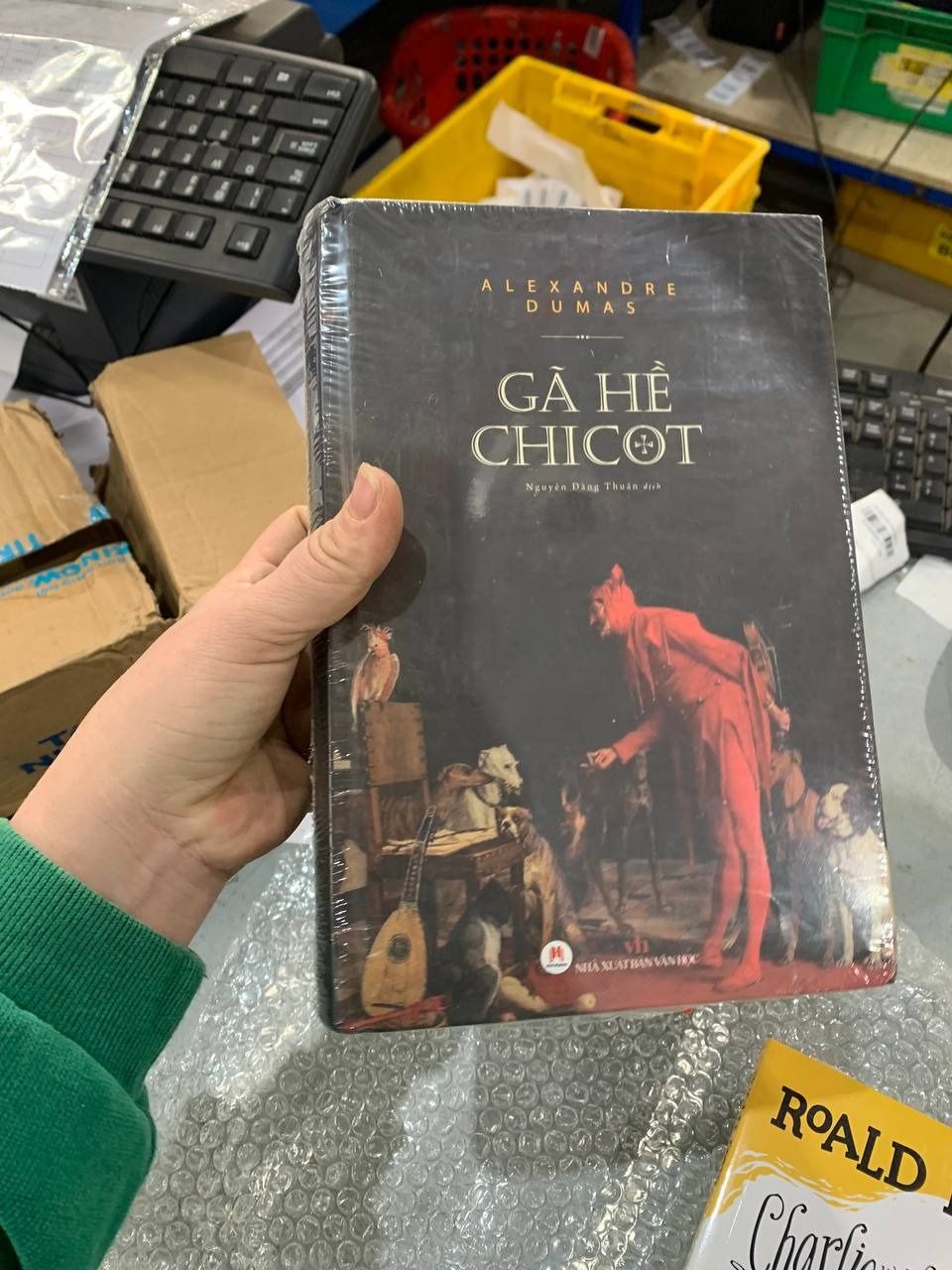 Sách Gã hề Chicot