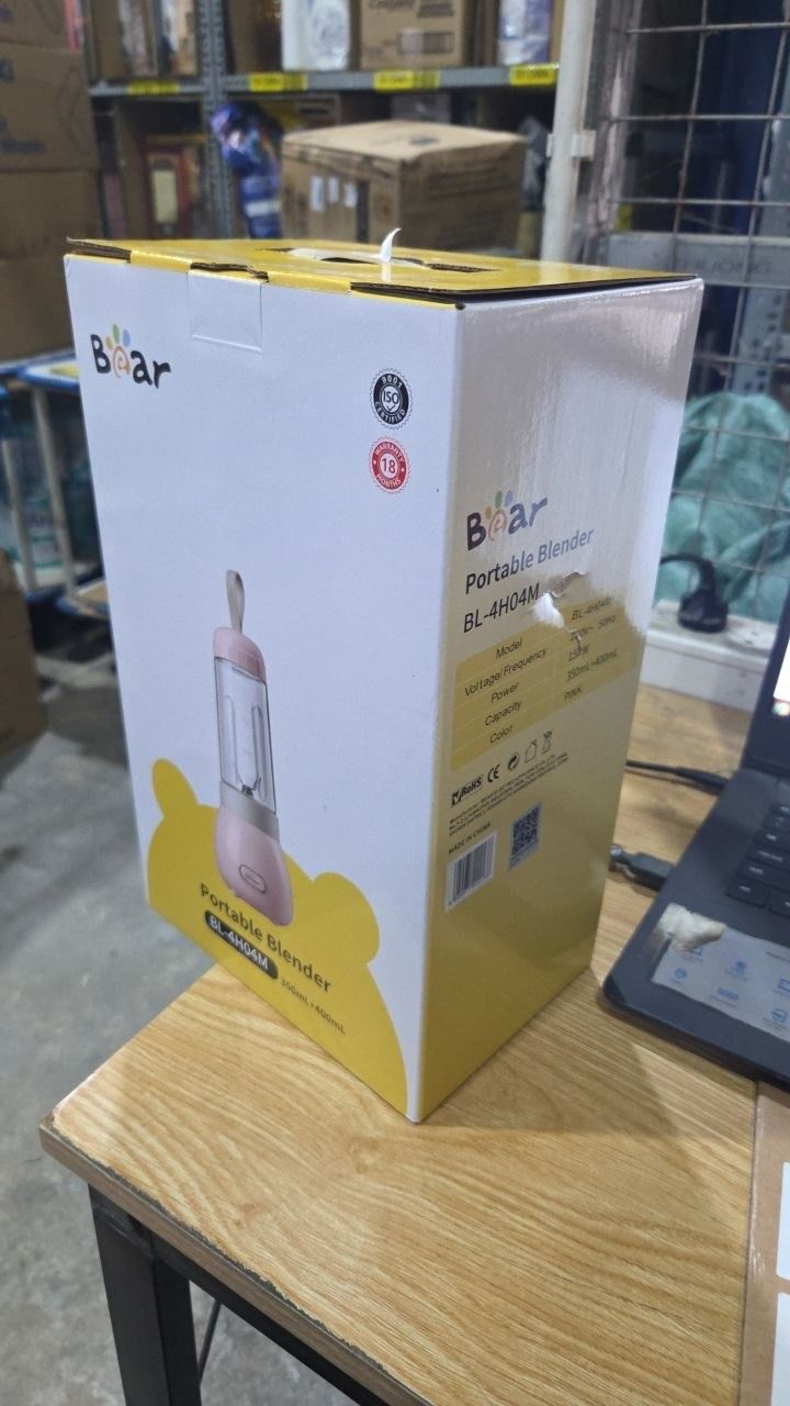 Máy xay sinh tố Bear LLJ-C04W1 (BL-4H04M) 150W Hàng chính hãng (Giao Màu Ngẫu Nhiên Xanh Hoặc Hồng)