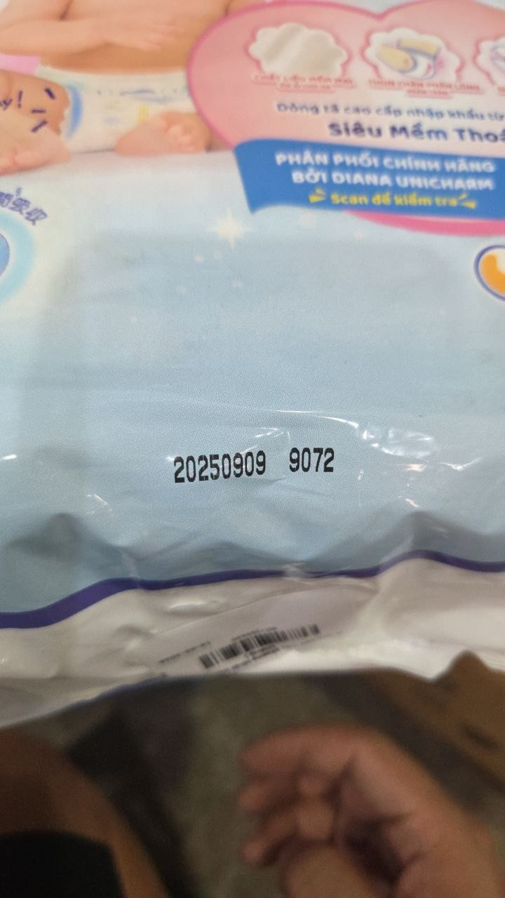 Tã Dán Cao Cấp Moony Nhật Bản L54 (54 Miếng )
